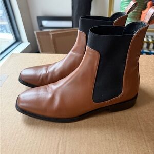 Everlane Square Toe Italian Leather Chelsea Boot Brown Chestnut 8.5 Runs Small